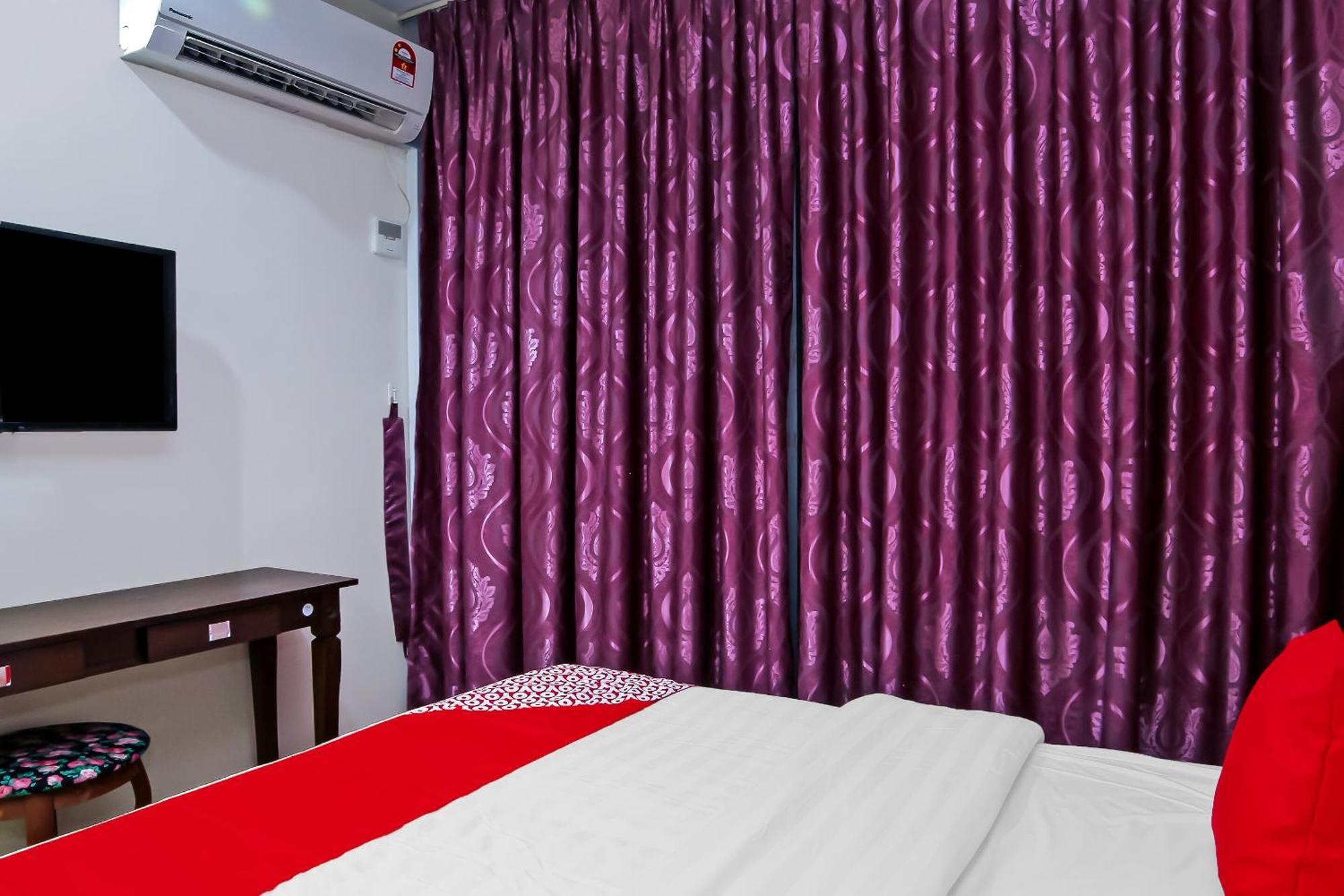 Oyo 44054 Holiday Mansion Inn Sibu Zewnętrze zdjęcie
